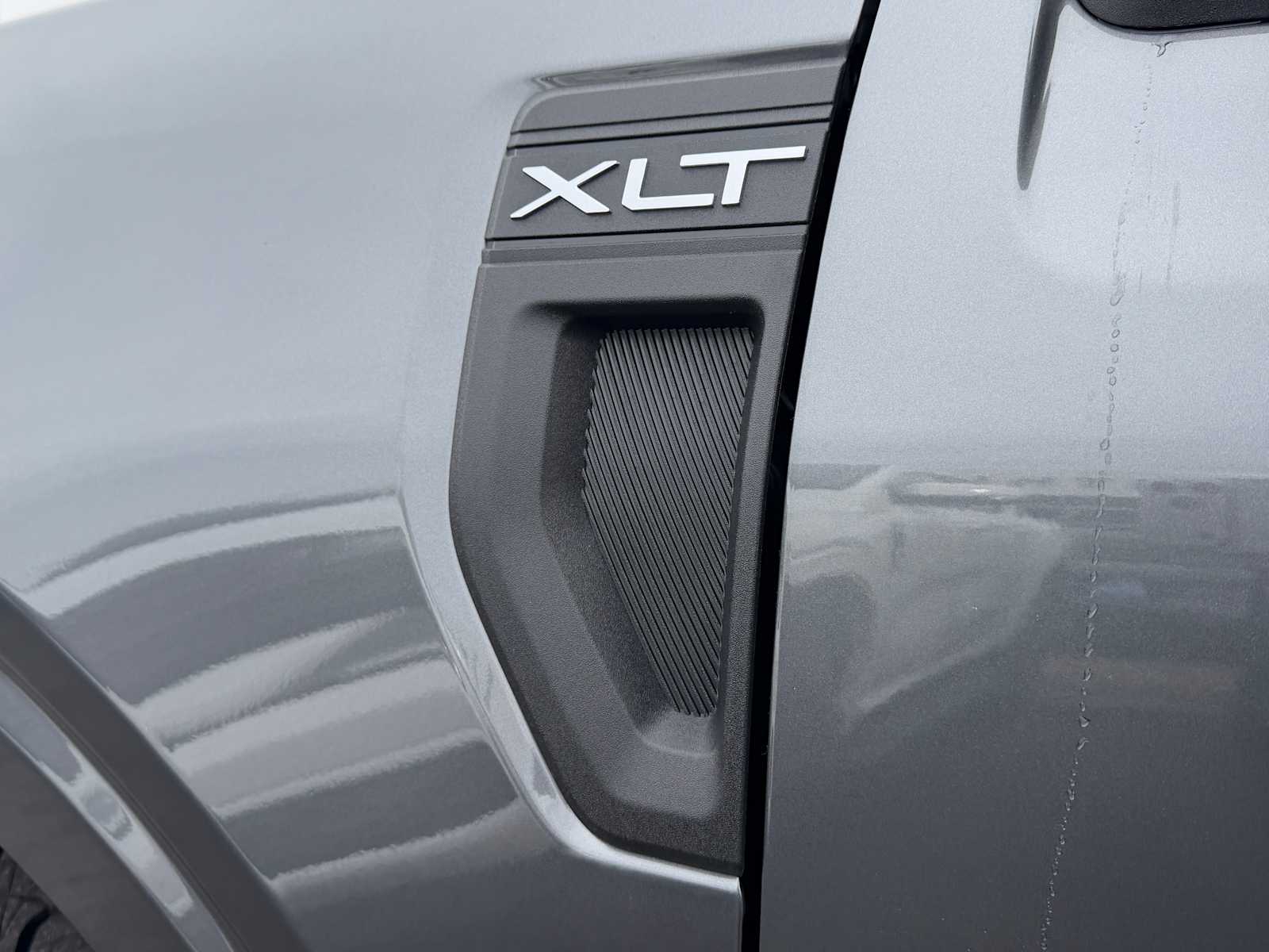 Thumbnail: 2026 Ford Maverick - 27