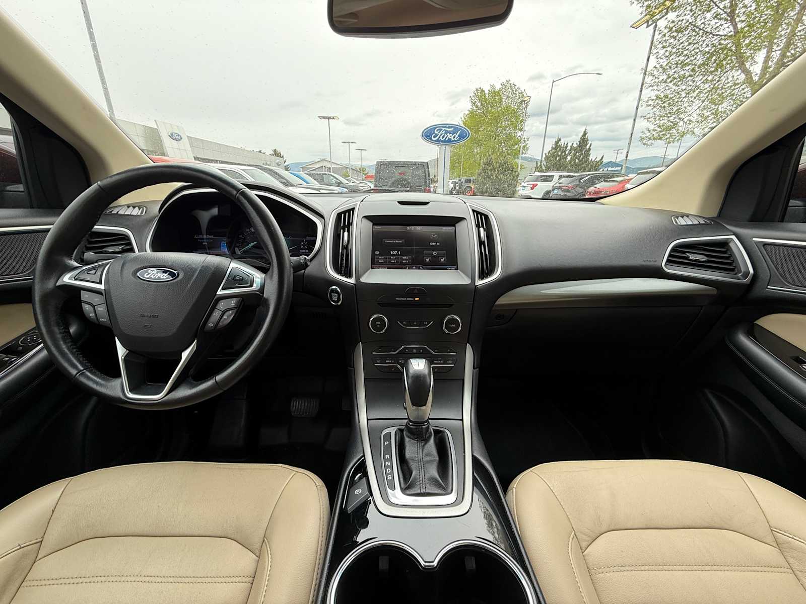 Thumbnail: 2015 Ford Edge - 30