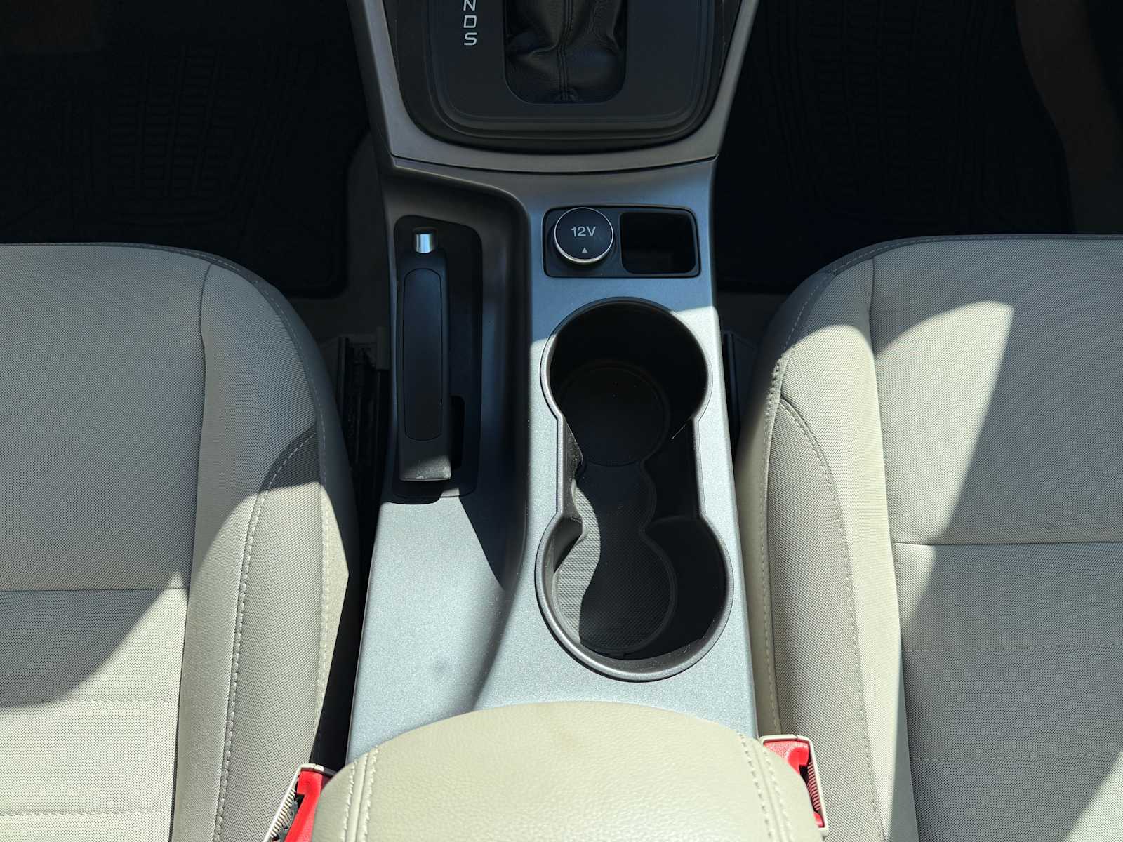 Thumbnail: 2014 Ford Escape - 19