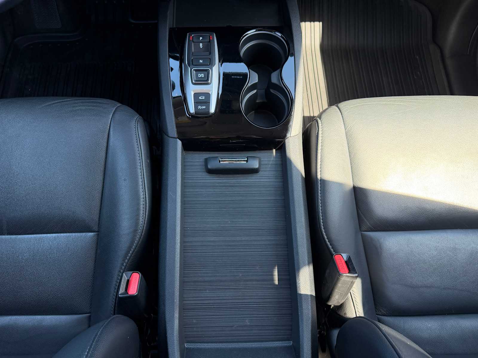 Thumbnail: 2021 Honda Pilot - 21