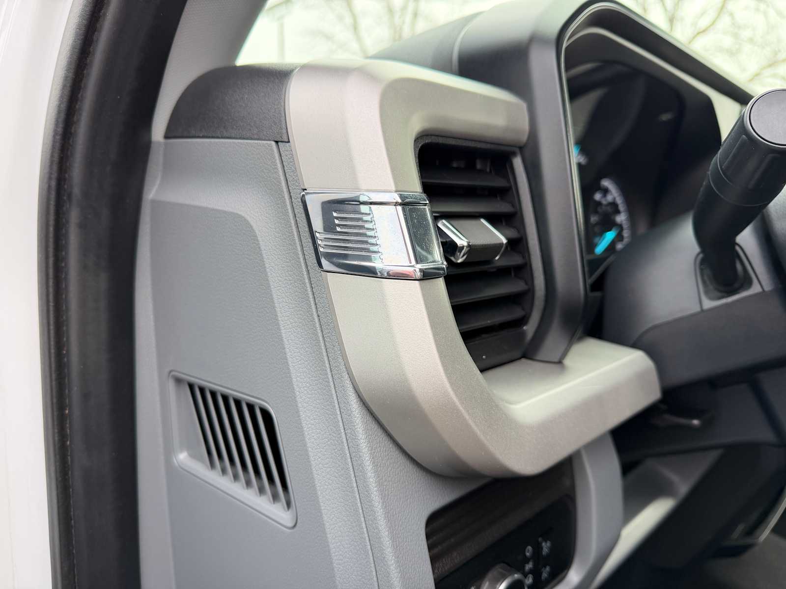 Thumbnail: 2024 Ford Econoline - 11