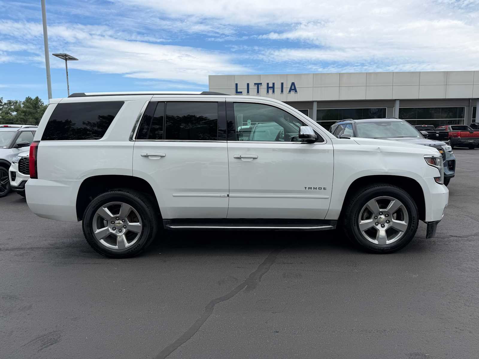 Thumbnail: 2018 Chevrolet Tahoe - 6