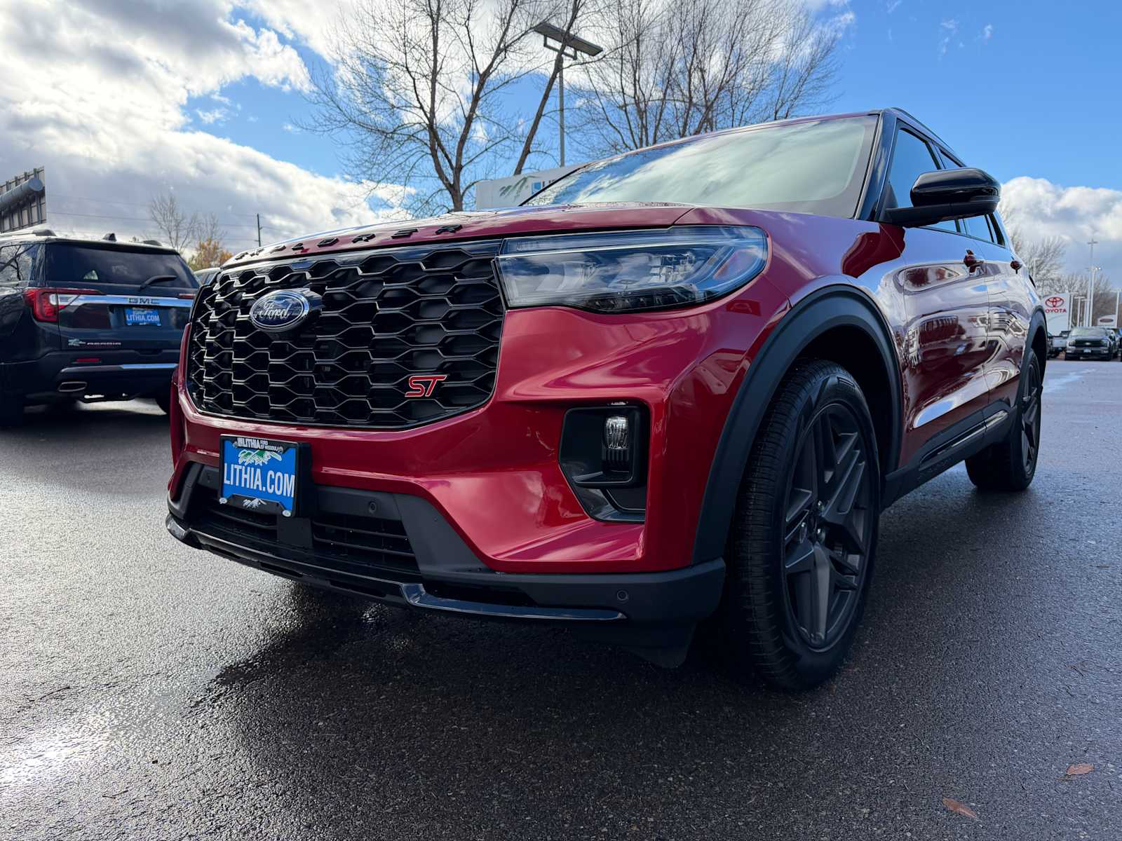 2026 Ford Explorer ST's photo