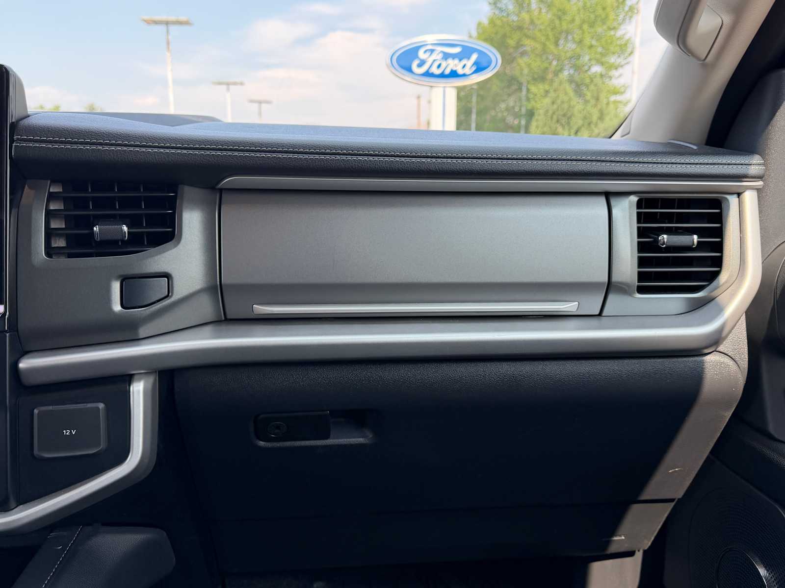 2024 Ford Expedition XLT - Photo 23