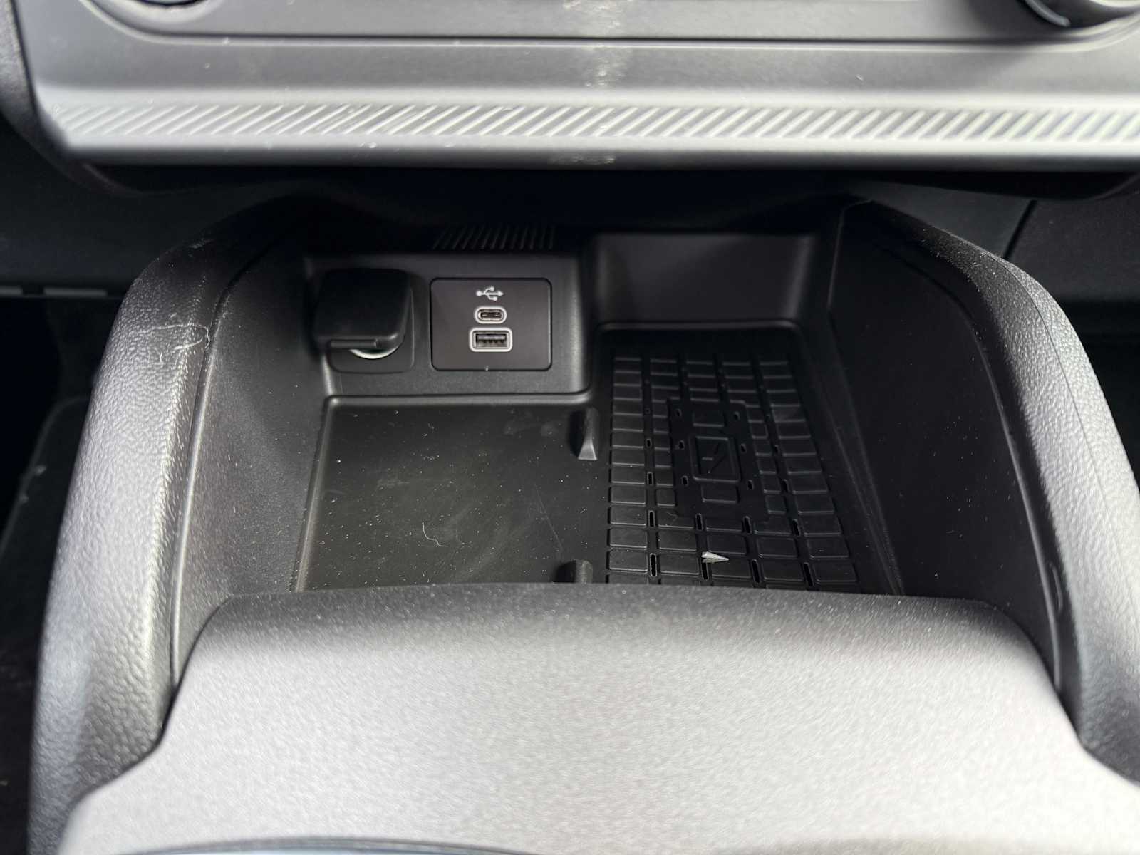 Thumbnail: 2025 Ford Bronco Sport - 18