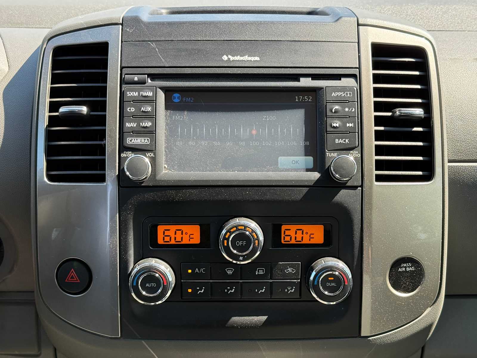 Thumbnail: 2017 Nissan Frontier - 15