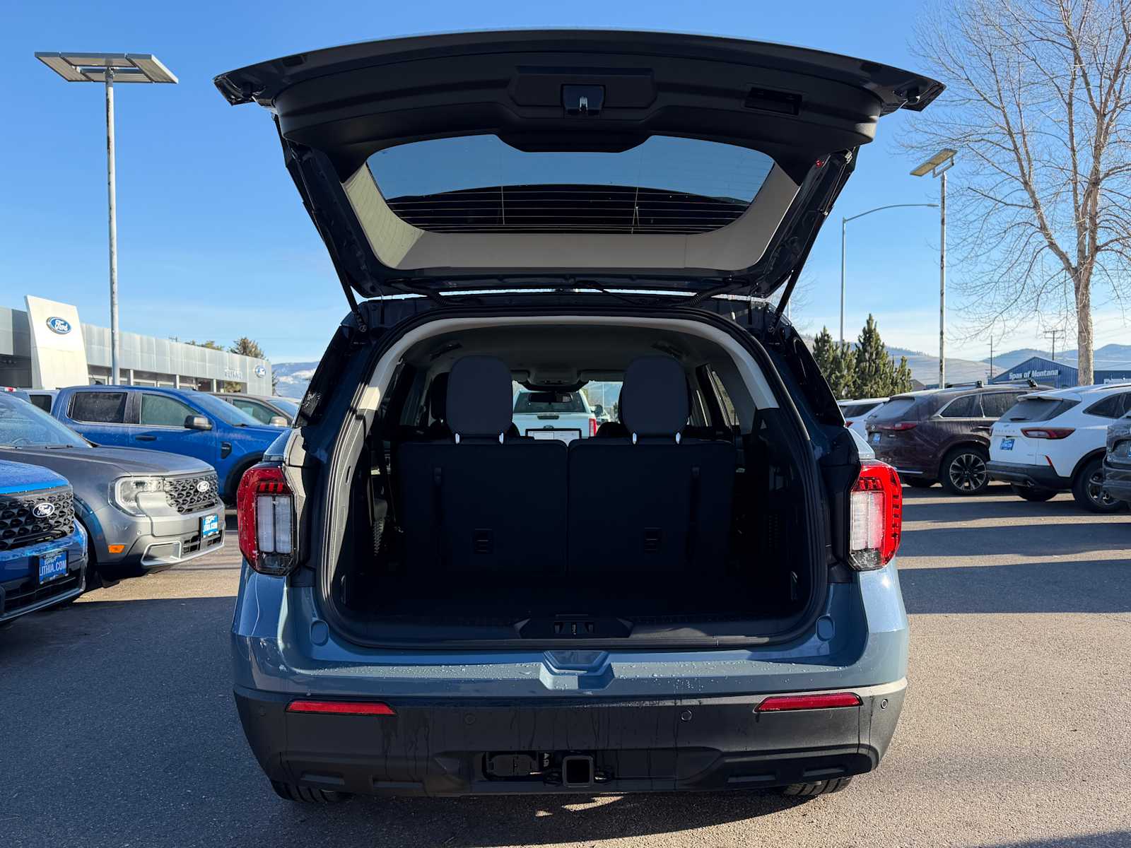 Thumbnail: 2026 Ford Explorer - 8