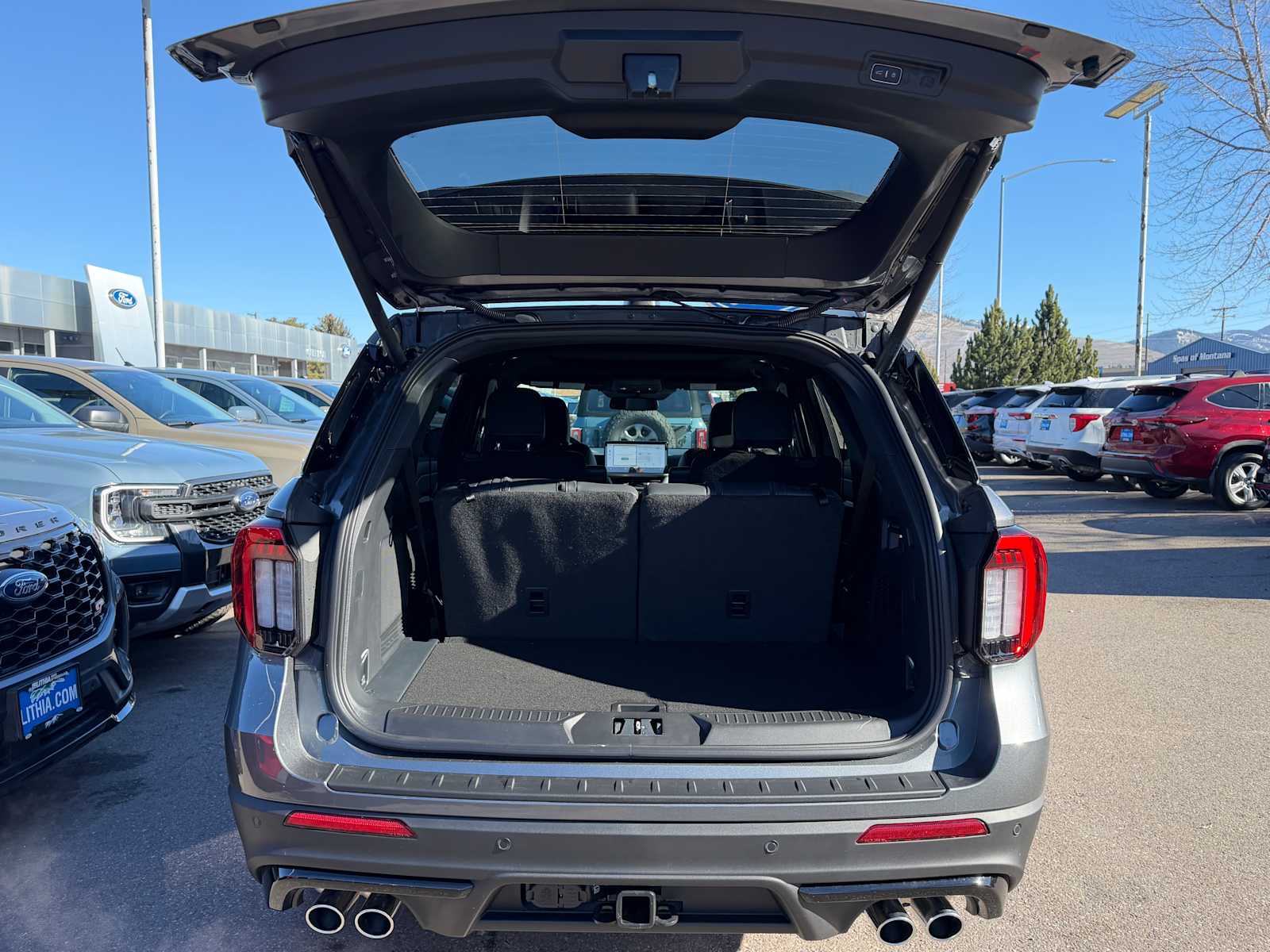 Thumbnail: 2026 Ford Explorer - 9