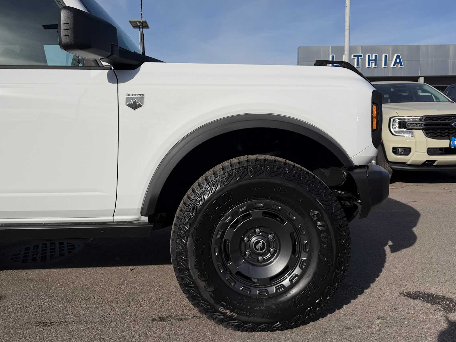 Thumbnail: 2025 Ford Bronco - 5