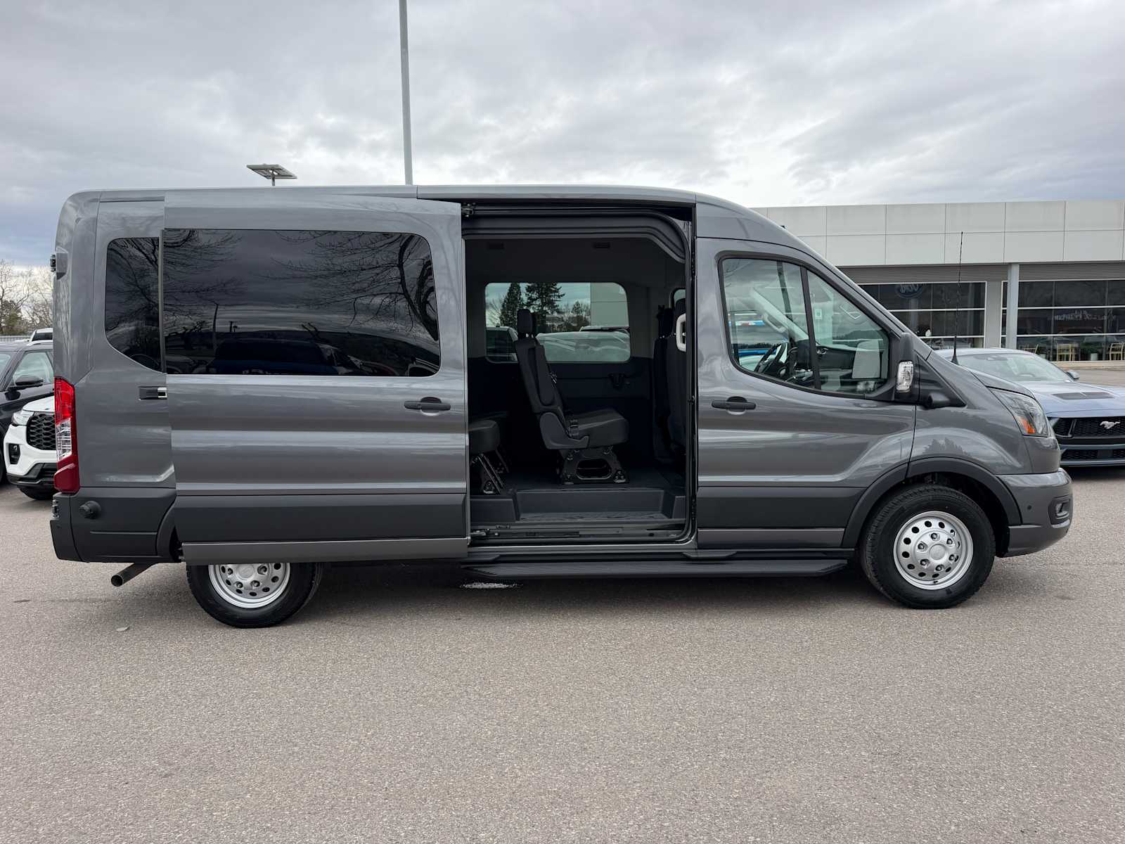 Thumbnail: 2026 Ford Econoline - 23