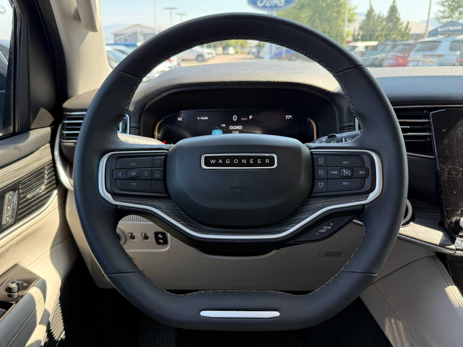 Thumbnail: 2023 Jeep Wagoneer - 14