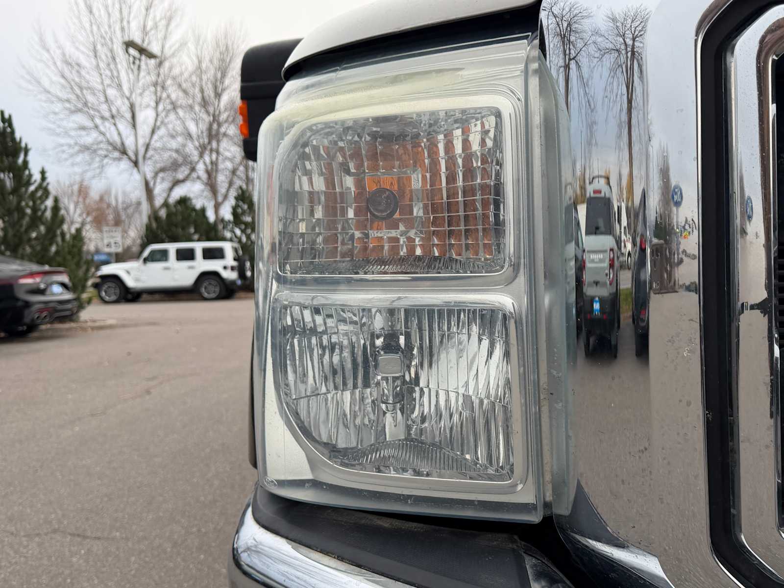 Thumbnail: 2016 Ford Econoline - 3