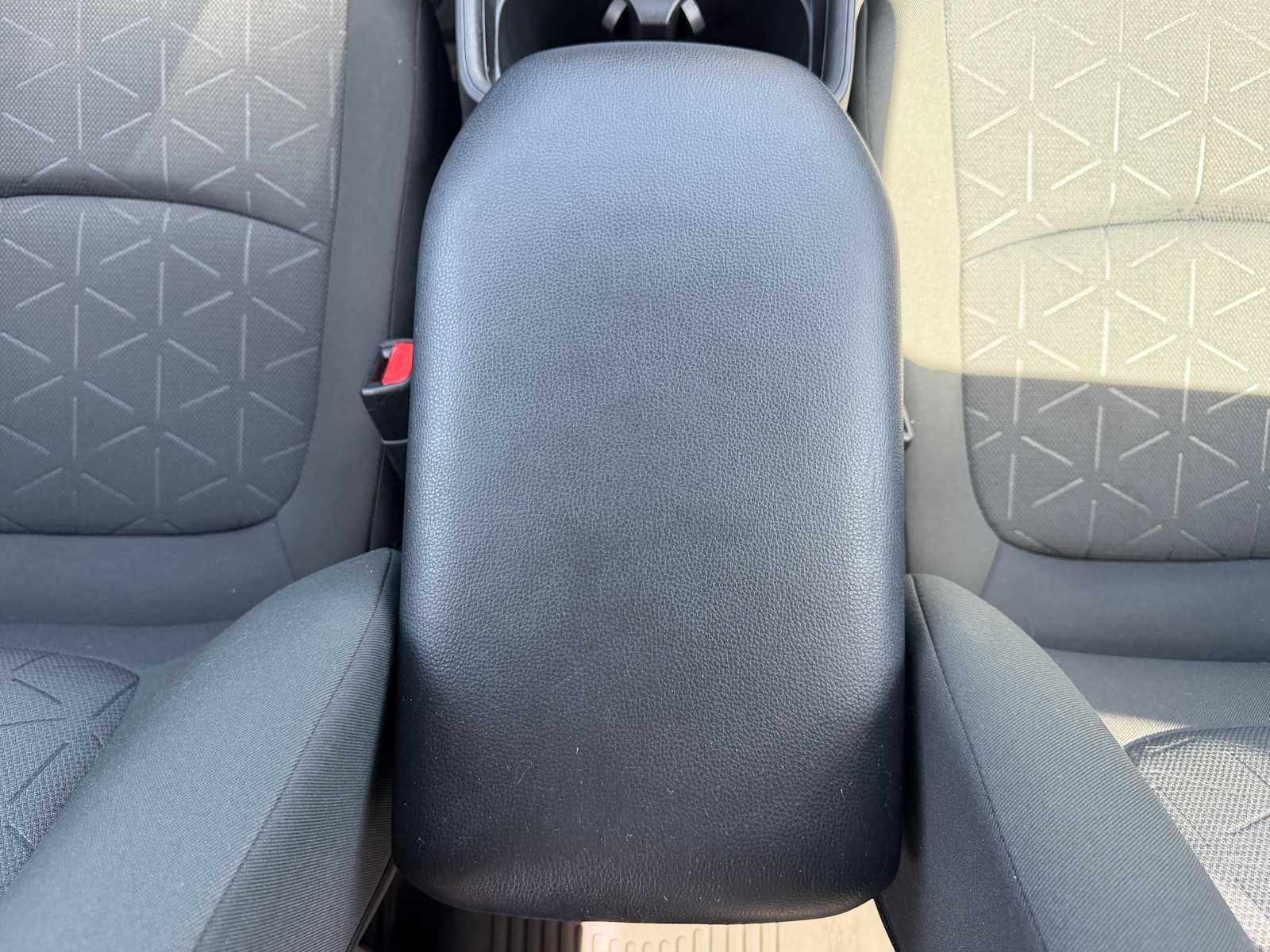 Thumbnail: 2021 Toyota RAV4 - 21