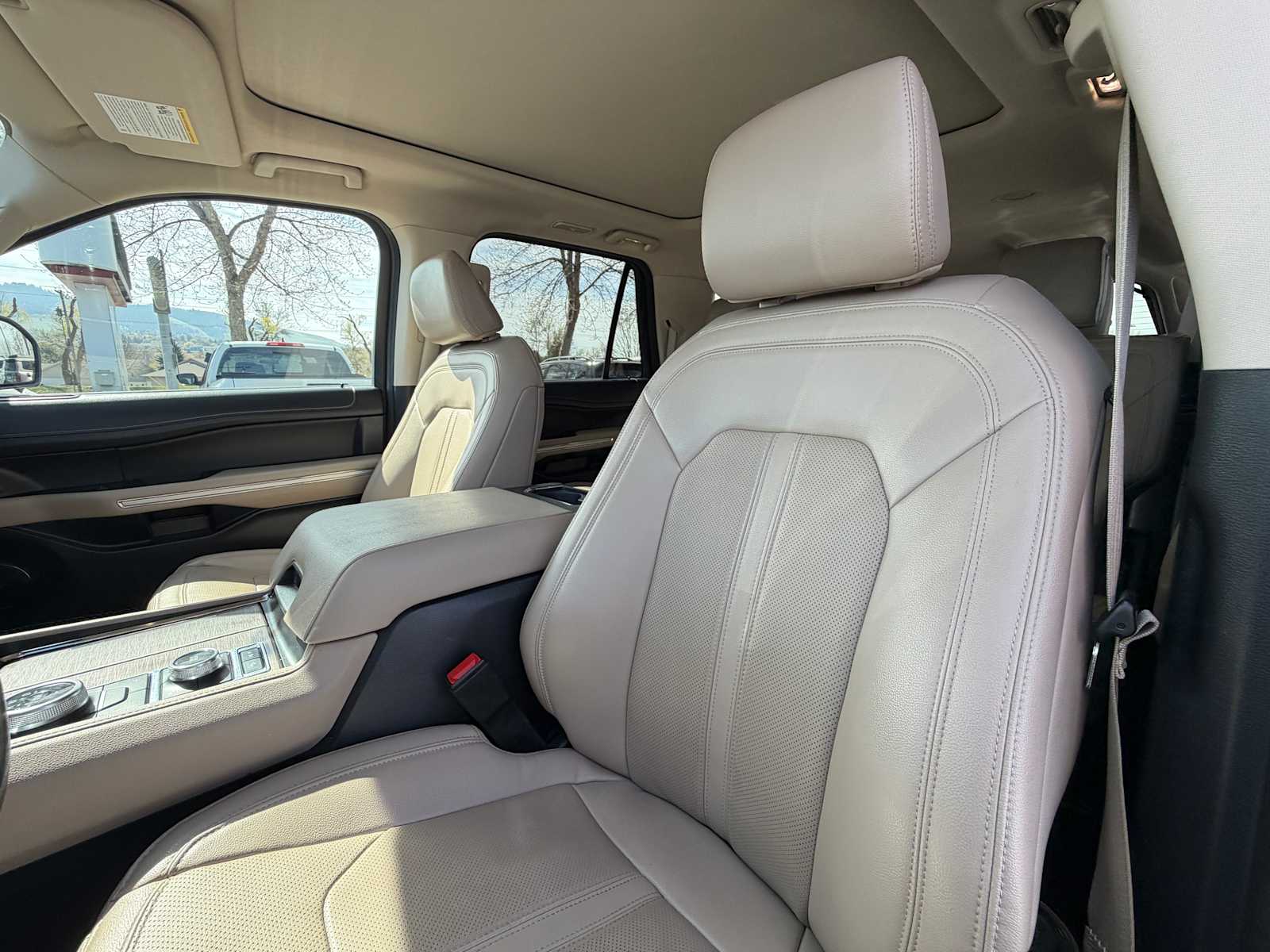 Thumbnail: 2024 Ford Expedition MAX - 11