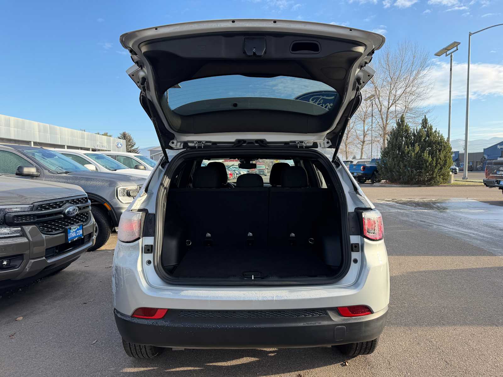 Thumbnail: 2025 Jeep Compass - 8