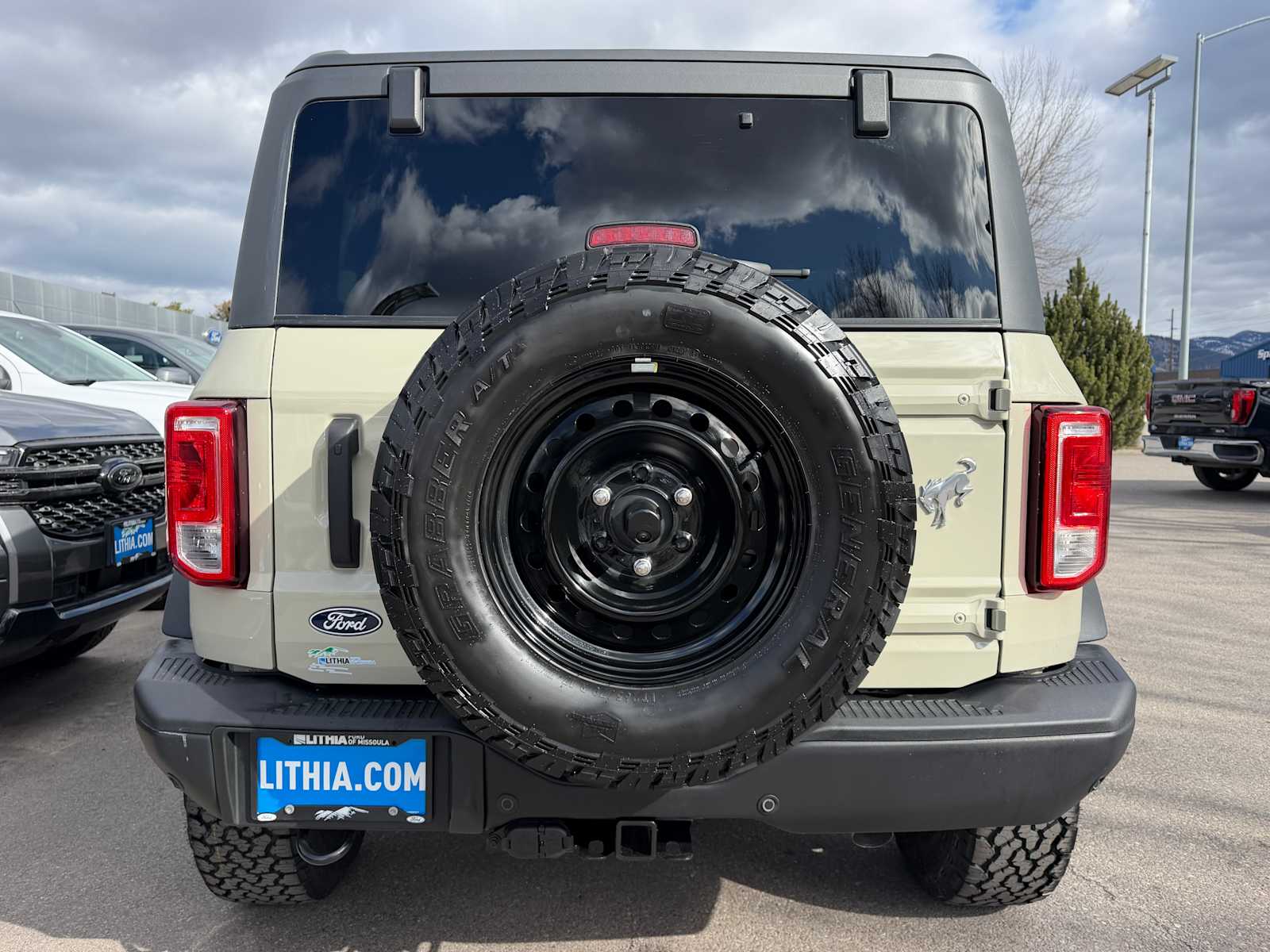 Thumbnail: 2026 Ford Bronco - 8