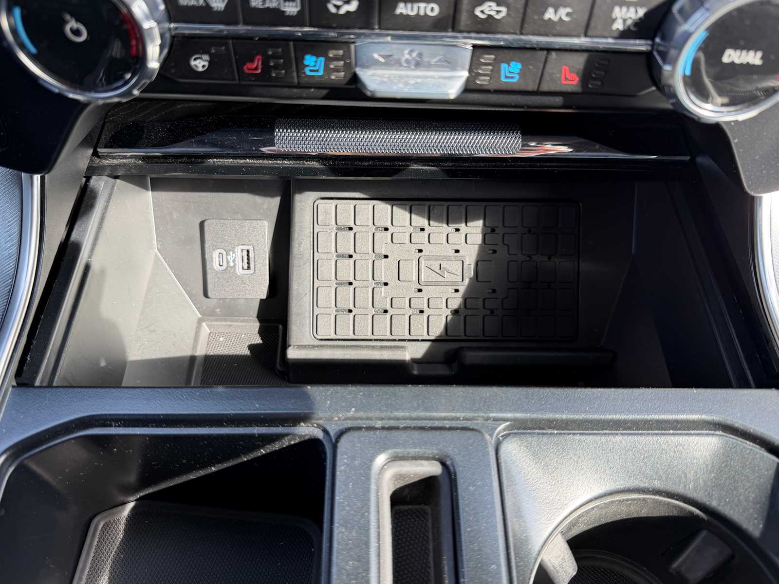 Thumbnail: 2023 Ford F-150 - 23