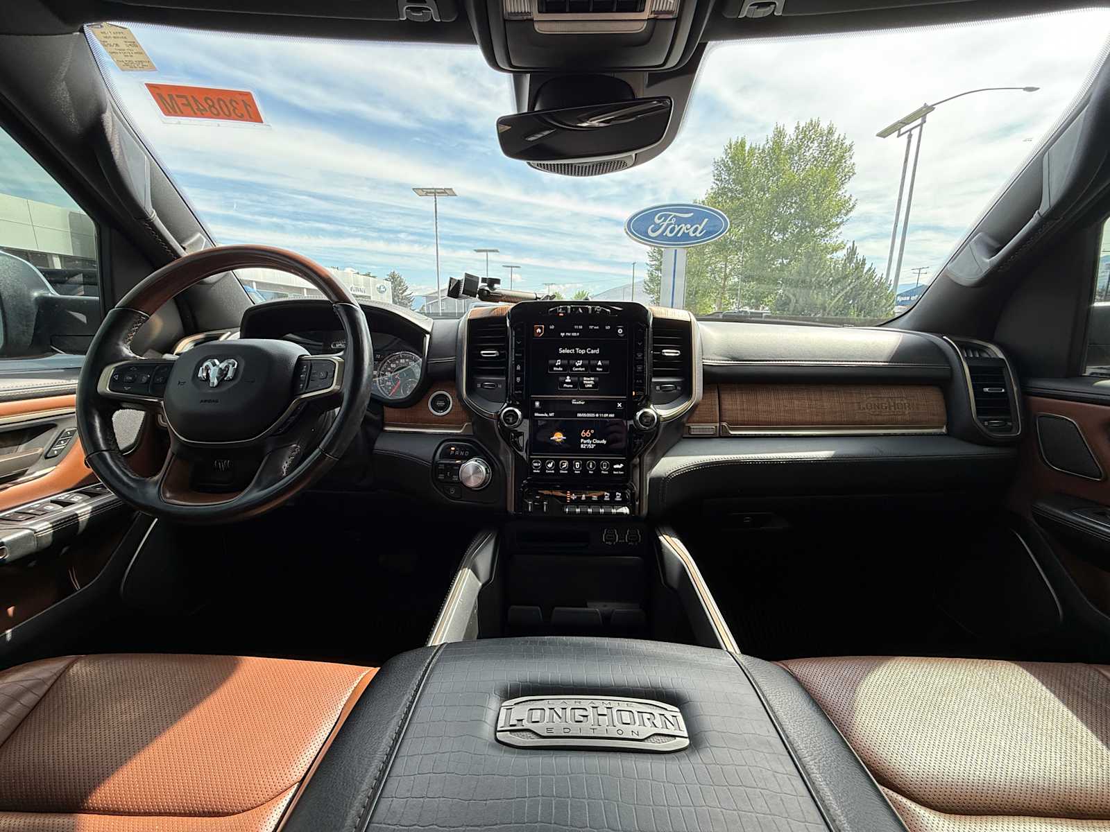 Thumbnail: 2020 RAM 1500 - 32
