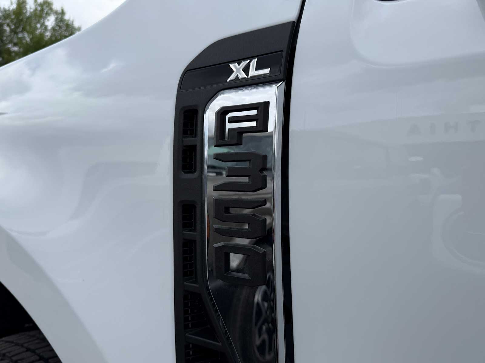 Thumbnail: 2026 Ford F-350 - 27