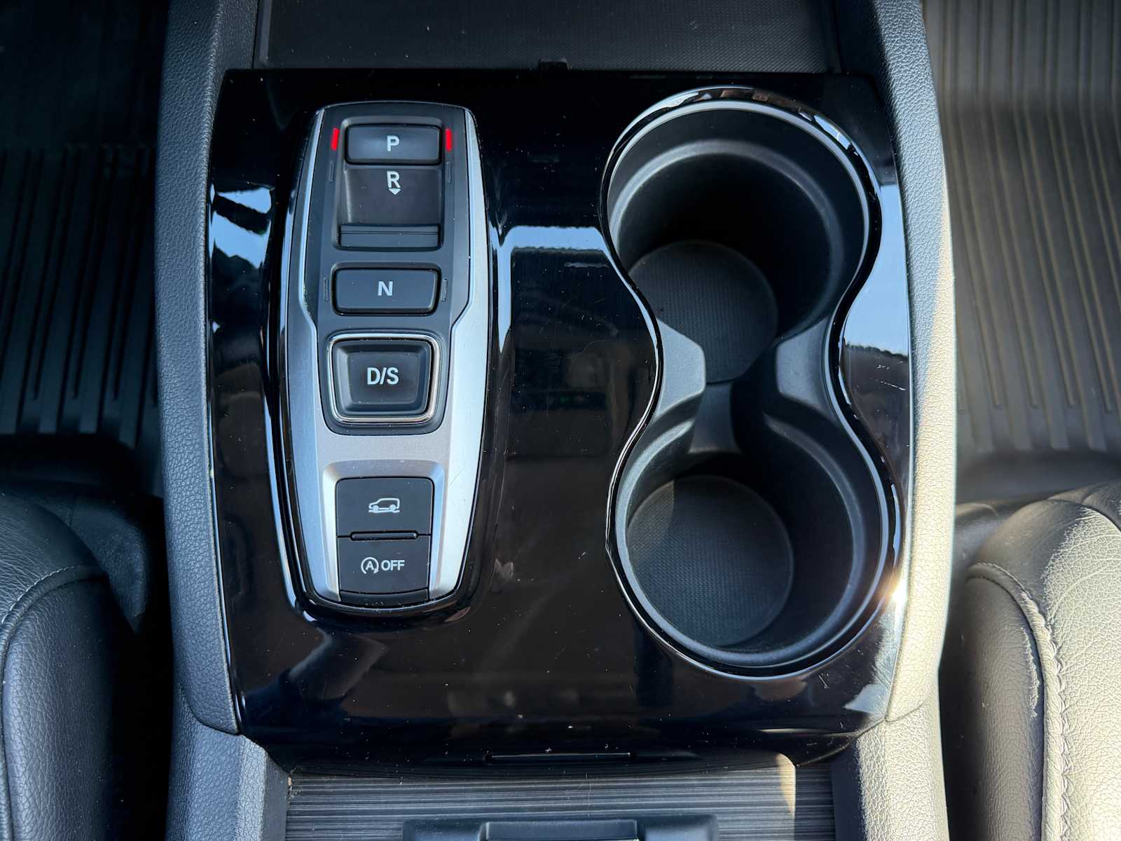 Thumbnail: 2021 Honda Pilot - 18