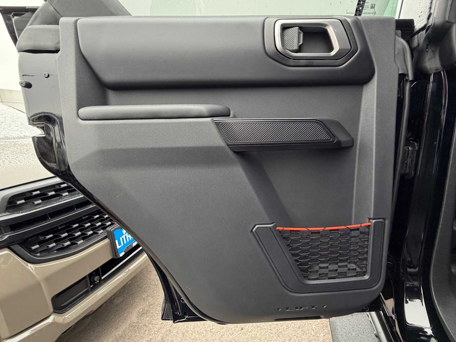 Thumbnail: 2025 Ford Bronco - 27