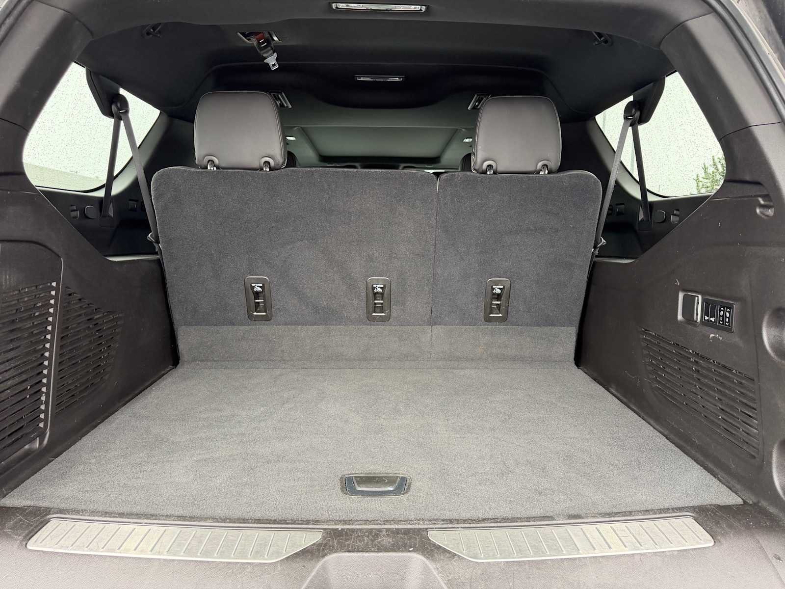 Thumbnail: 2021 Chevrolet Suburban - 10