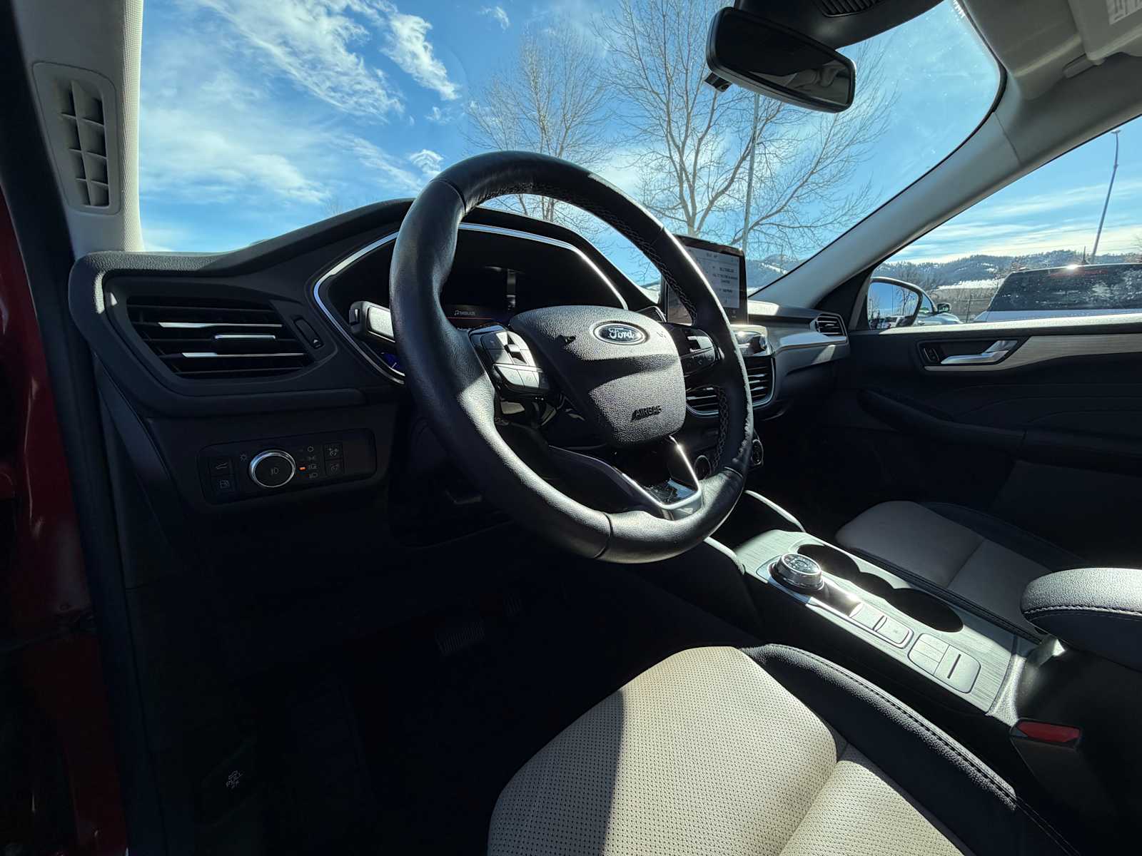 Thumbnail: 2022 Ford Escape - 12