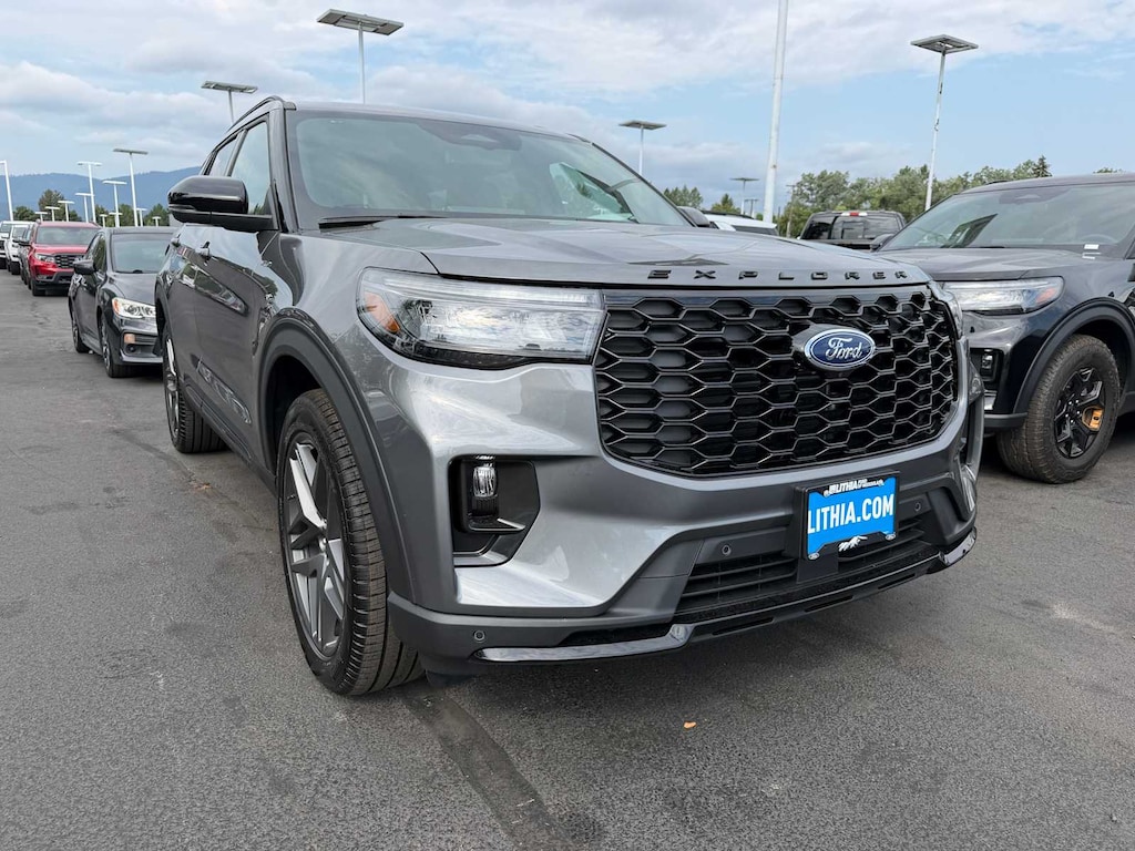 New 2026 Ford Explorer ST-Line SUV