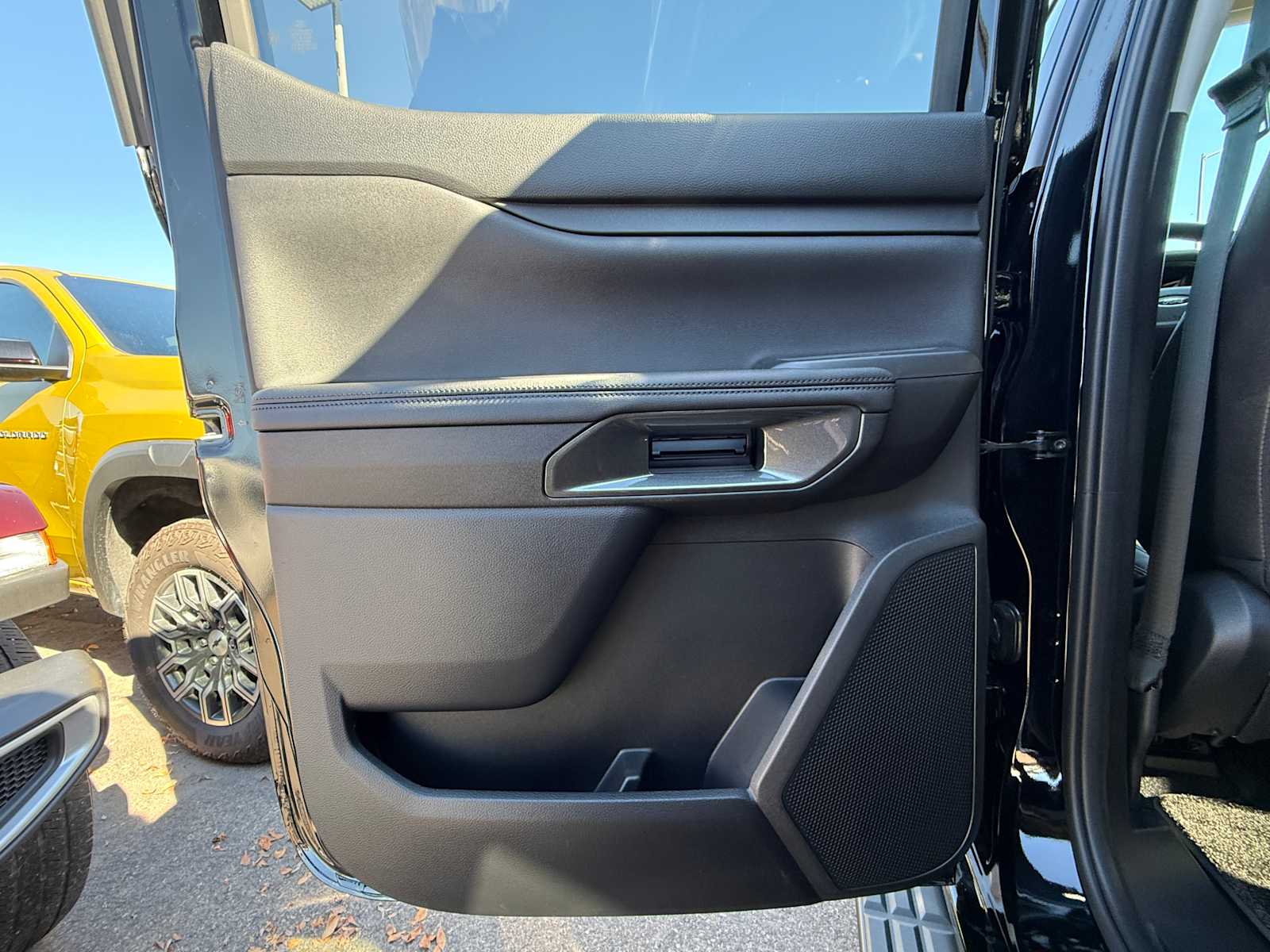 Thumbnail: 2025 Ford Ranger - 24