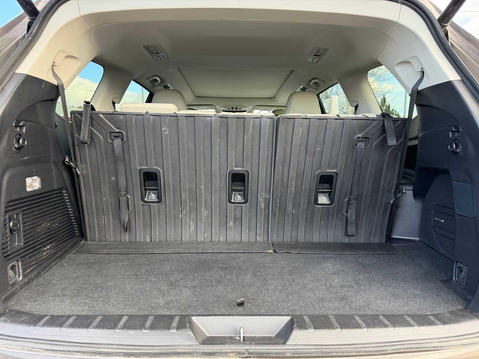 Thumbnail: 2022 Subaru Ascent - 8