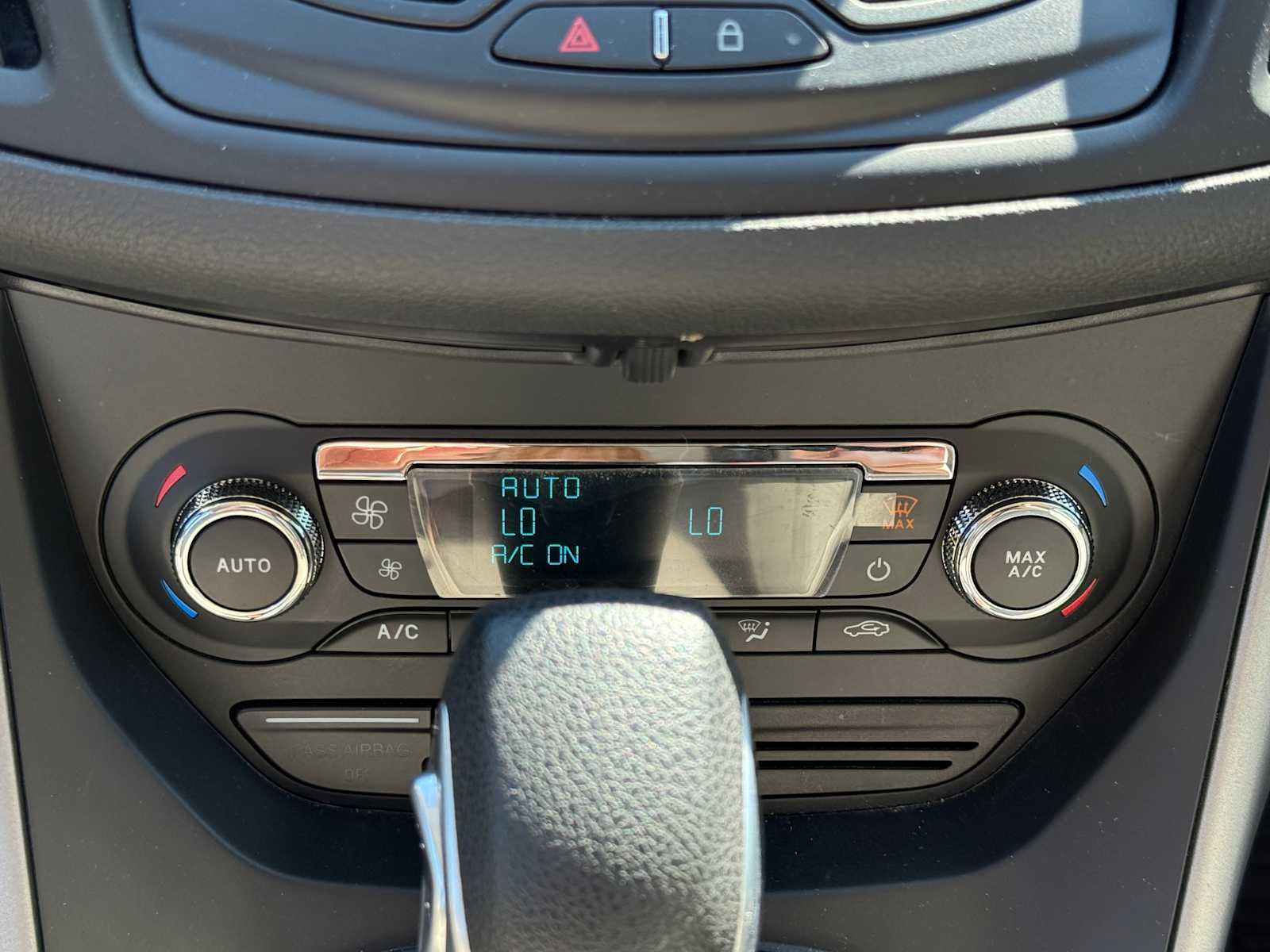 Thumbnail: 2014 Ford Escape - 17