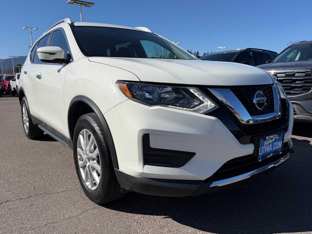 Used 2018 Nissan Rogue SV SUV