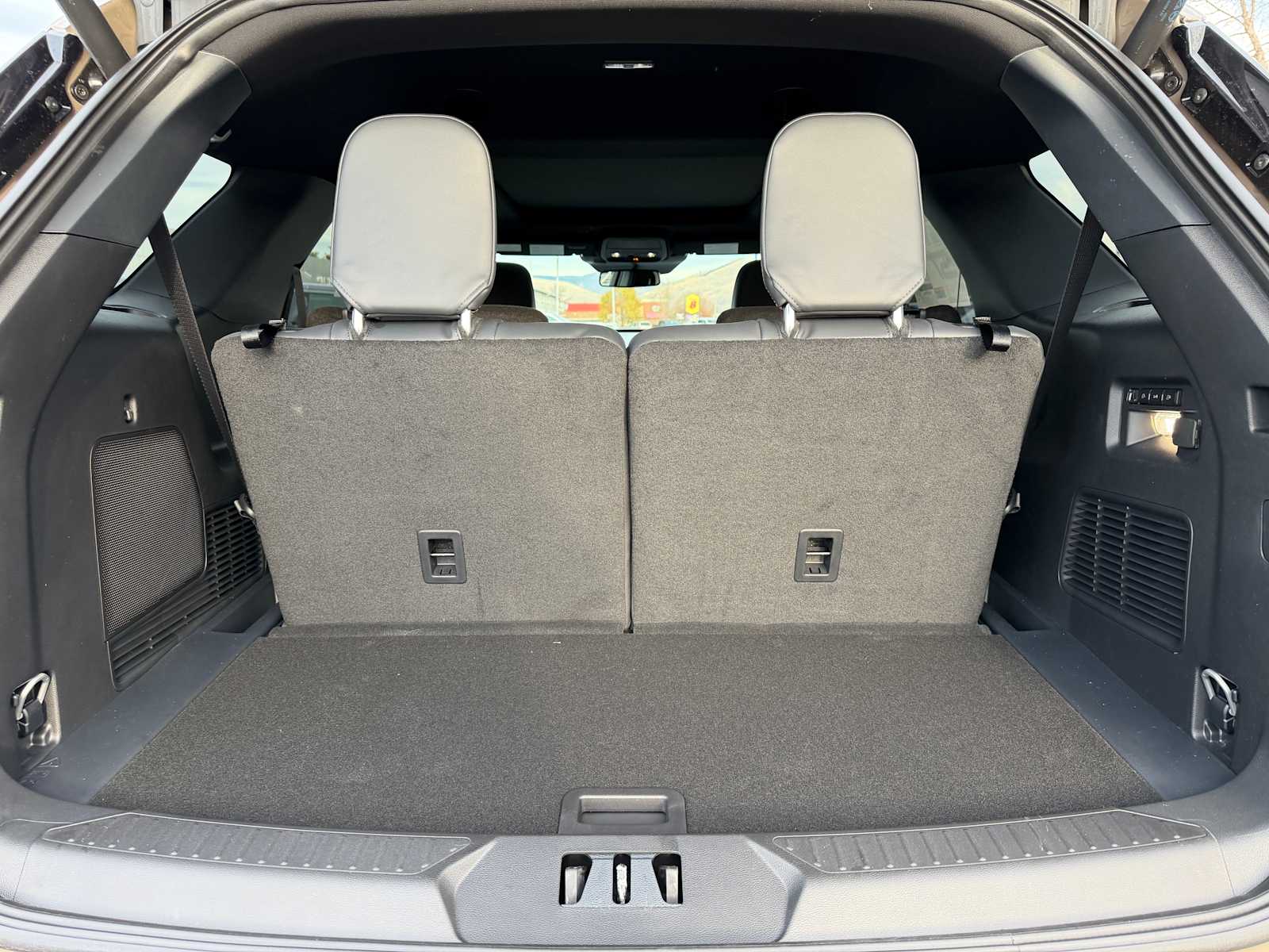 Thumbnail: 2026 Ford Explorer - 10