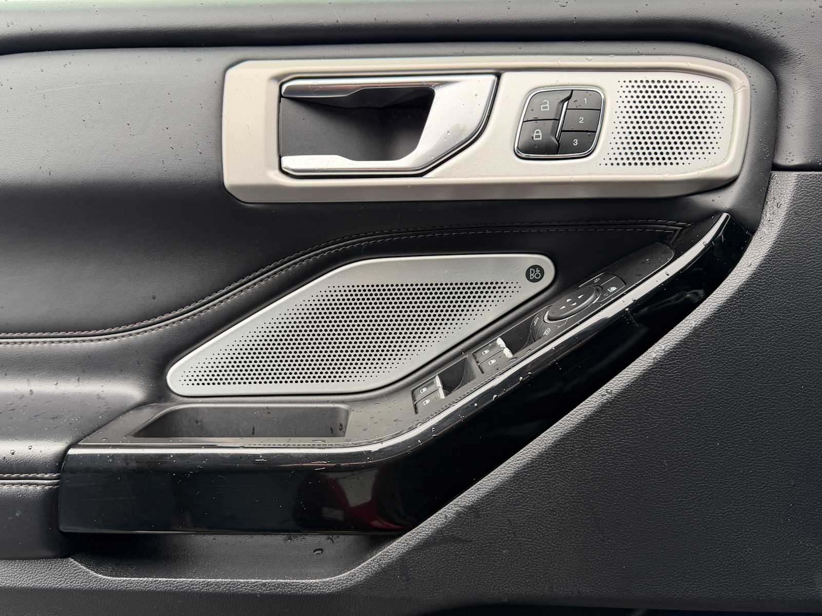 Thumbnail: 2021 Ford Explorer - 12