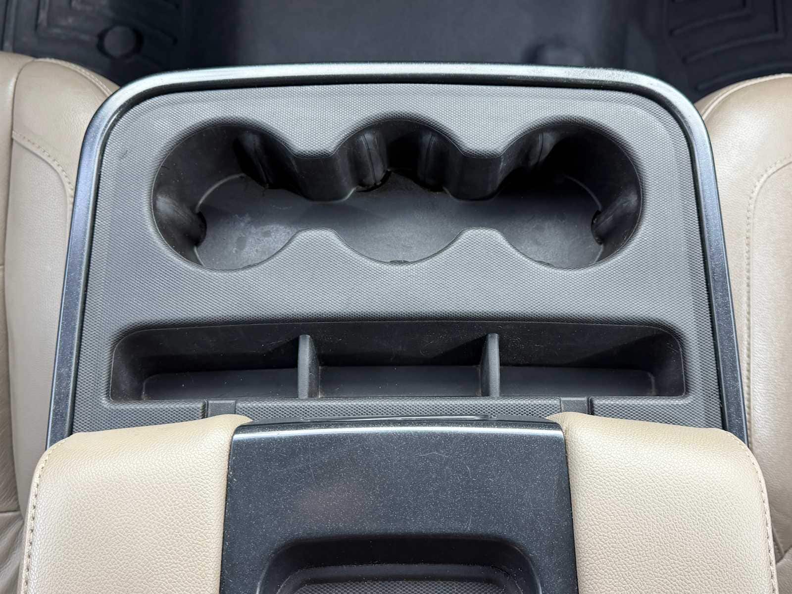 Thumbnail: 2015 Chevrolet Silverado 2500 - 20