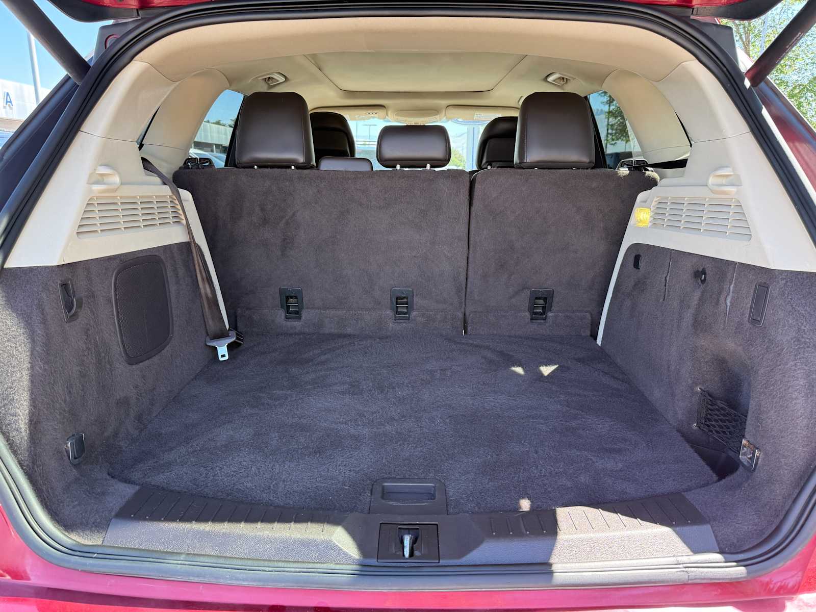 Thumbnail: 2016 Lincoln MKC - 10