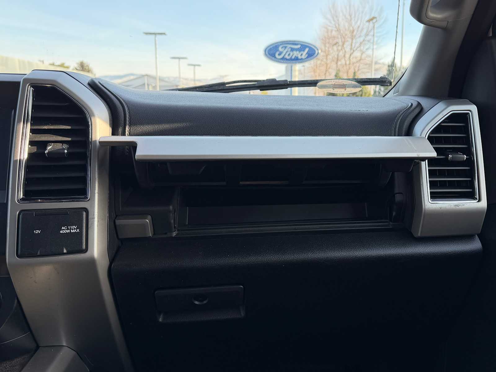 Thumbnail: 2019 Ford Econoline - 26