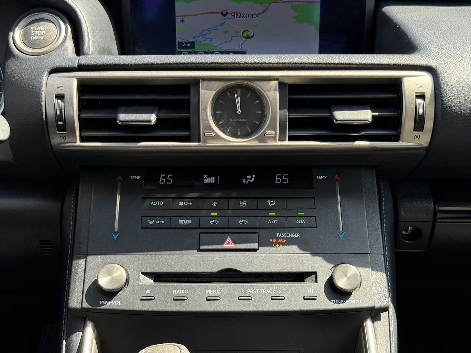 Thumbnail: 2016 Lexus IS - 17
