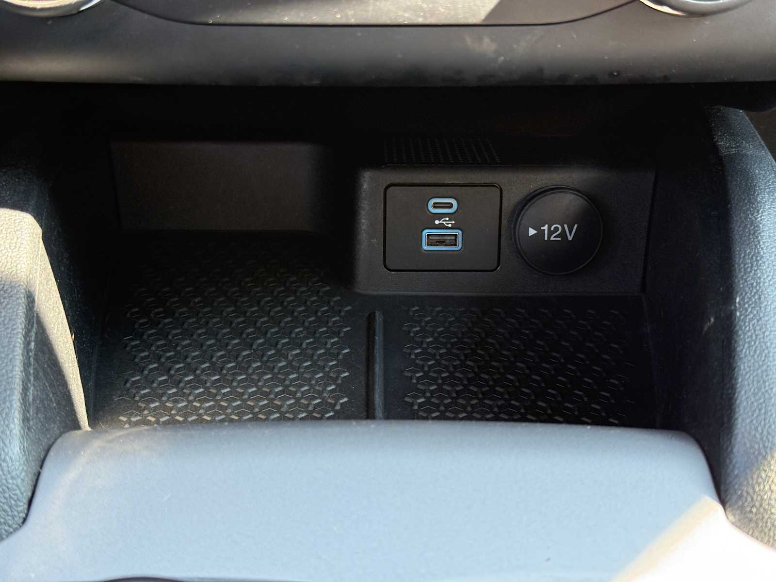 Thumbnail: 2022 Ford Bronco Sport - 18