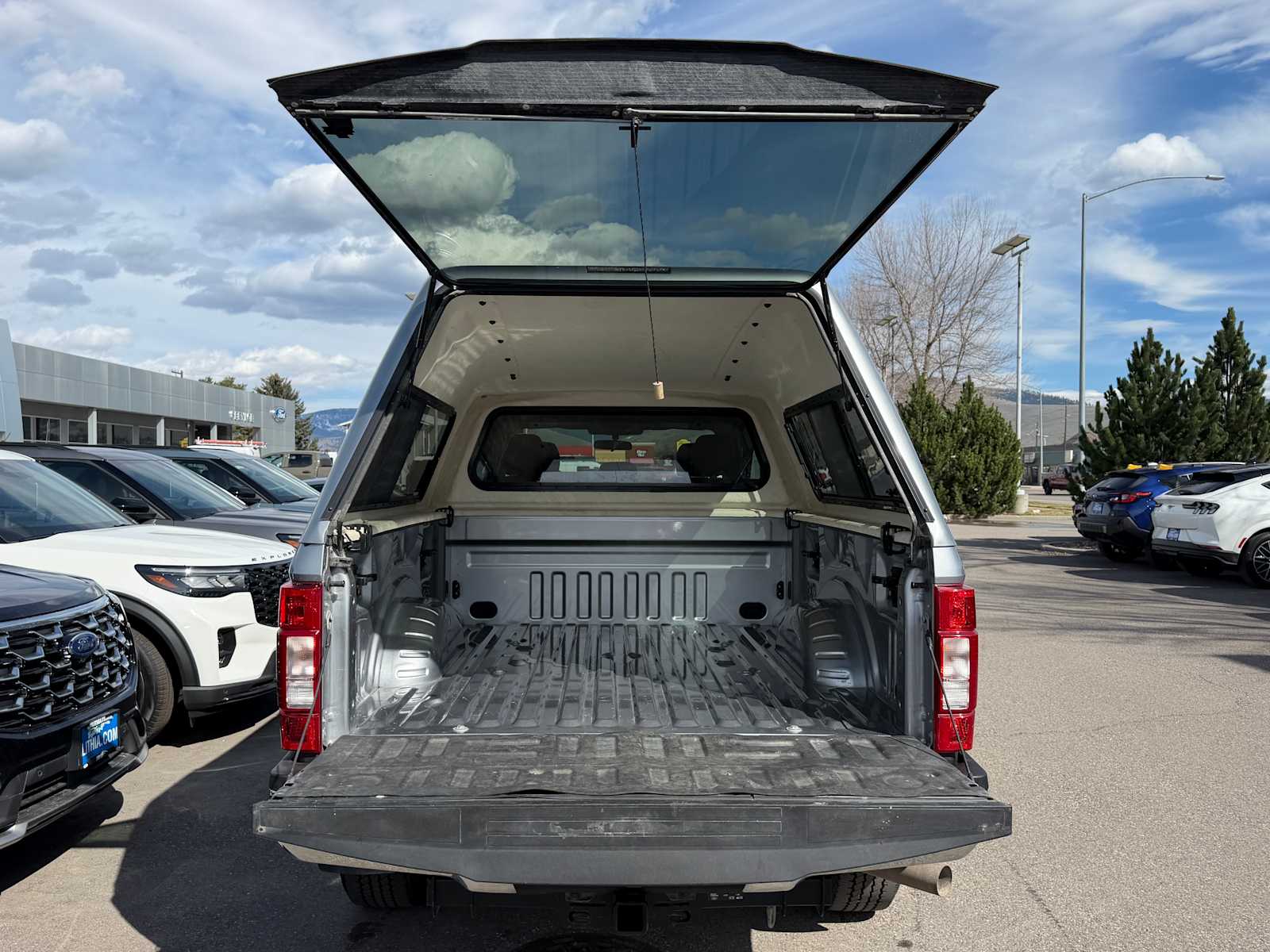 Thumbnail: 2020 Ford Econoline - 9