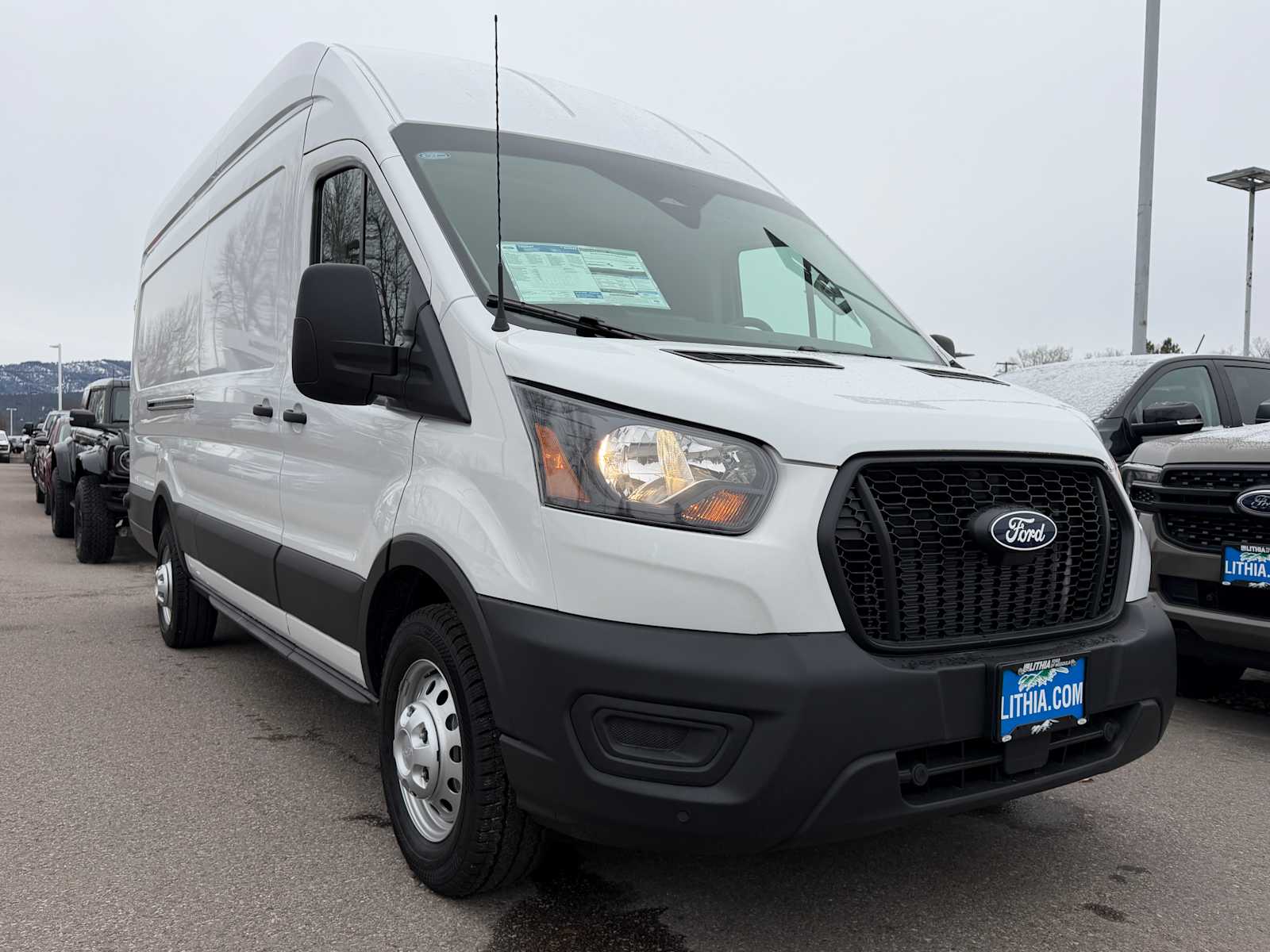 Thumbnail: 2026 Ford Transit Series - 4