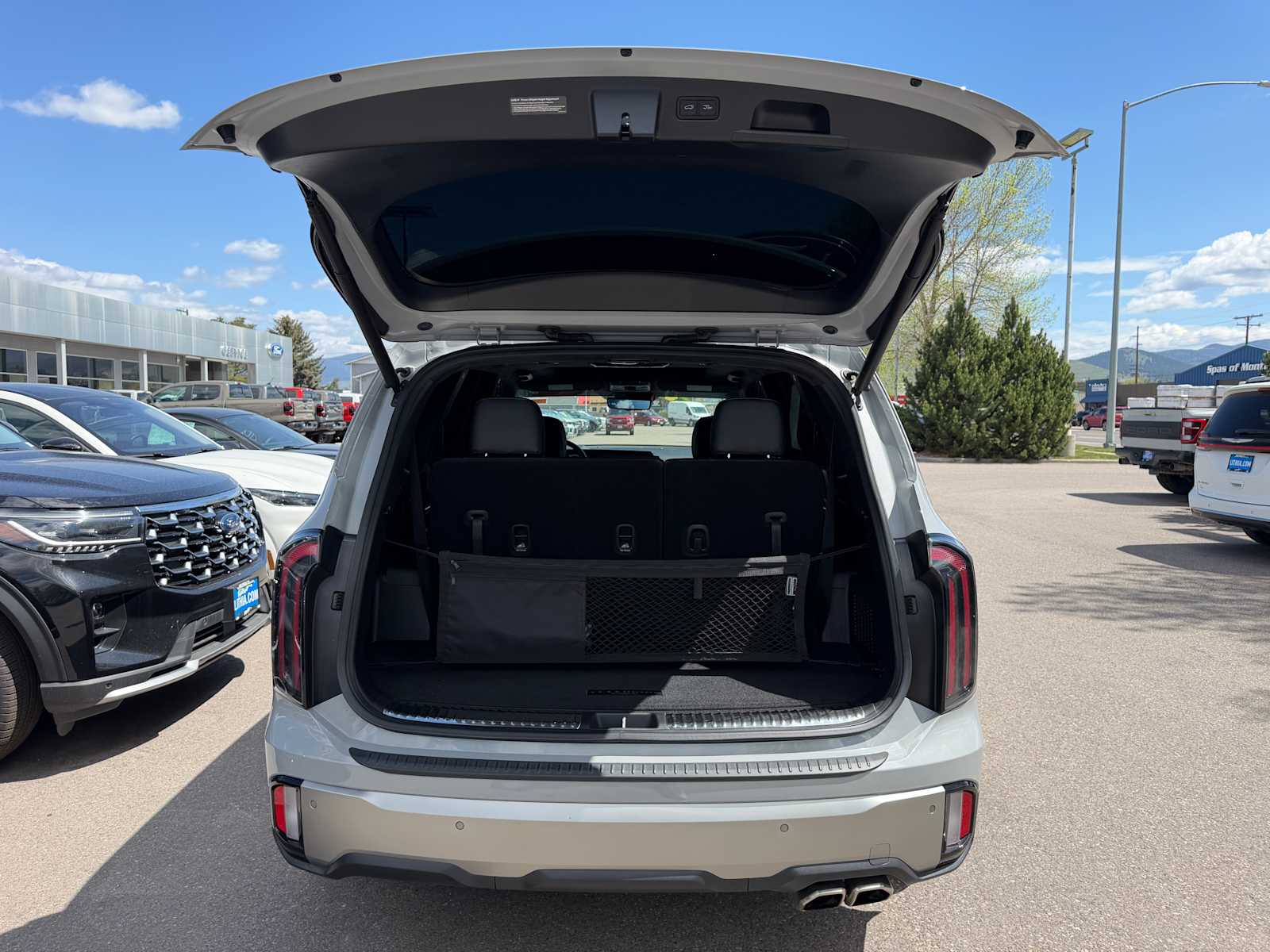 Thumbnail: 2023 Kia Telluride - 9