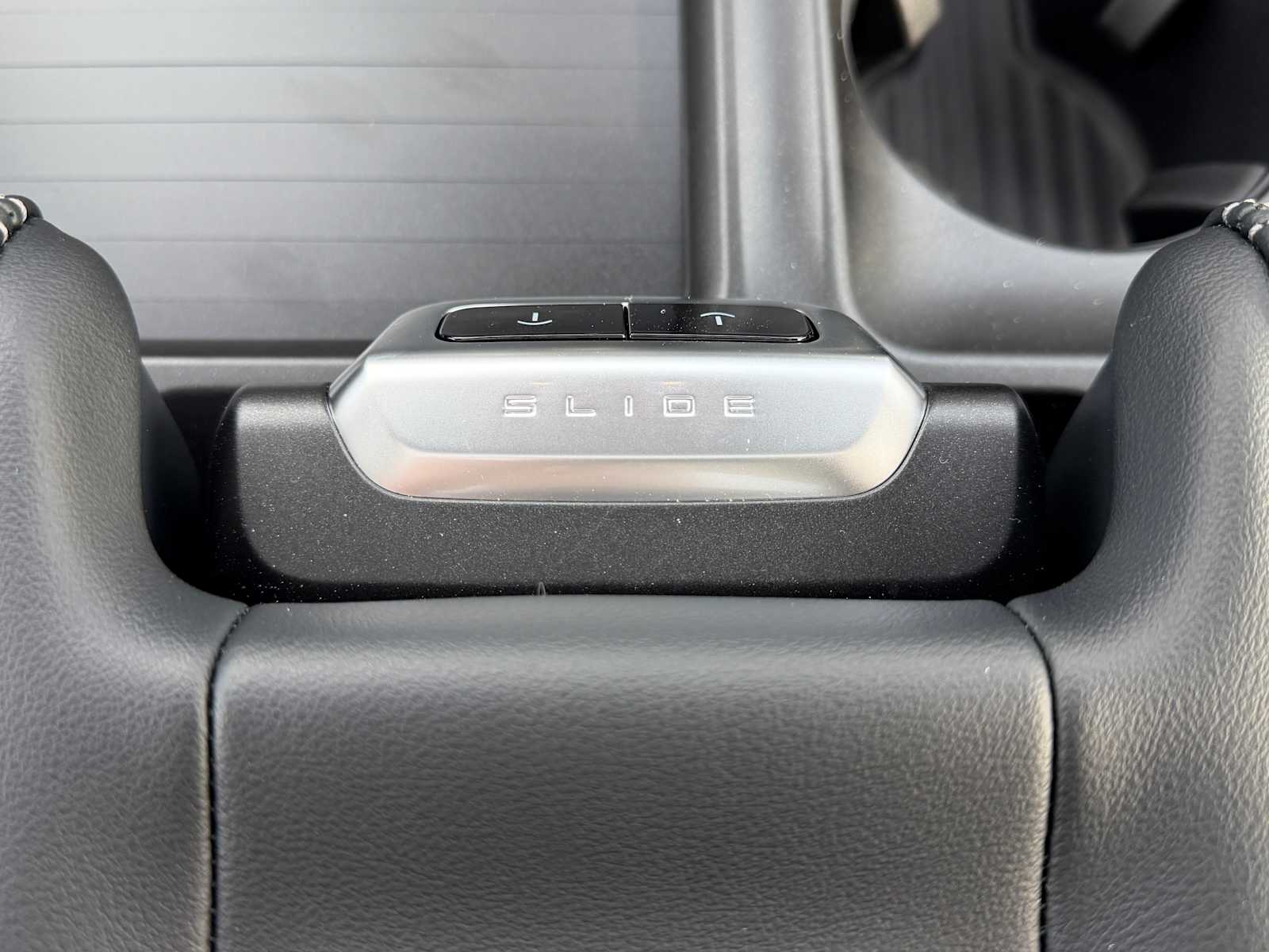 Thumbnail: 2026 Ford Expedition MAX - 21