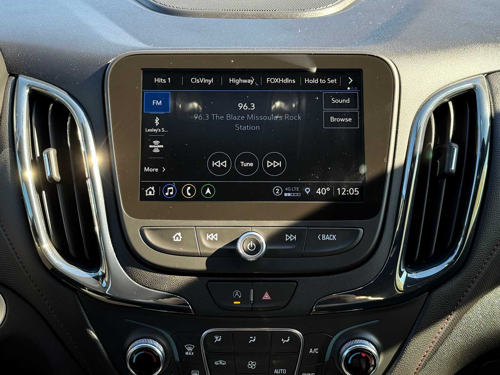 Thumbnail: 2024 Chevrolet Equinox - 16