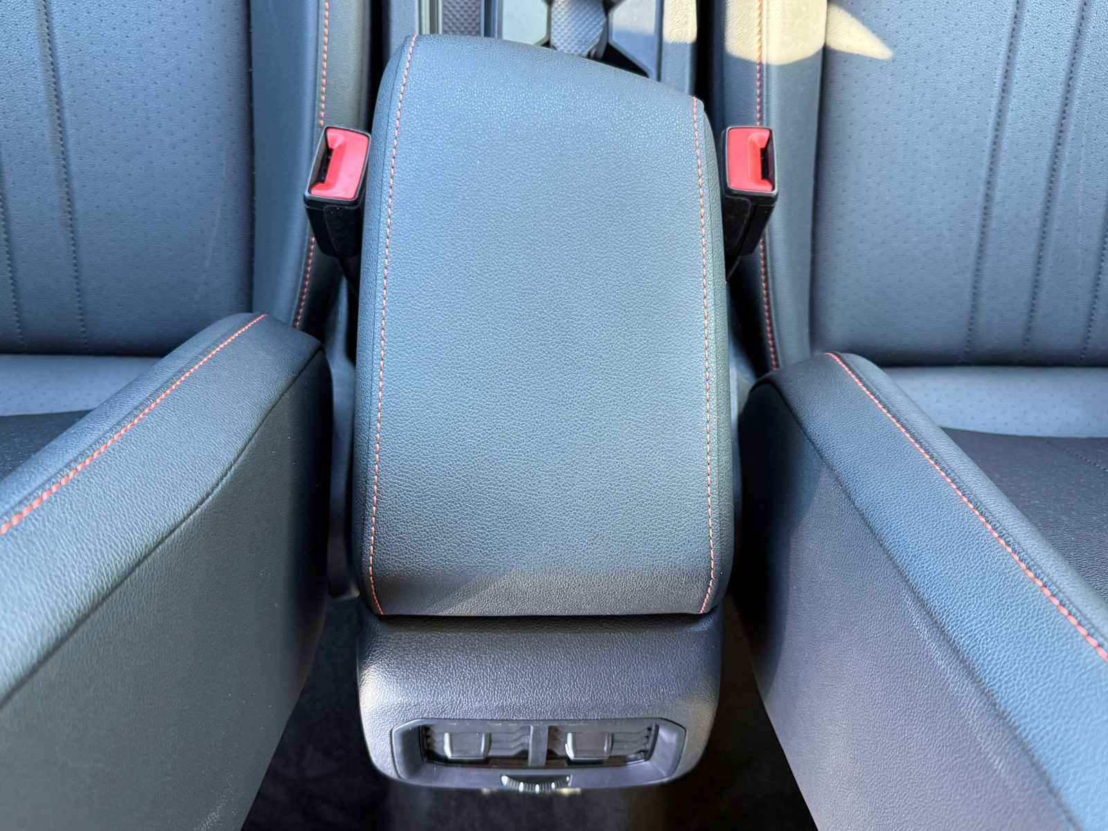 Thumbnail: 2024 Volkswagen Tiguan - 20