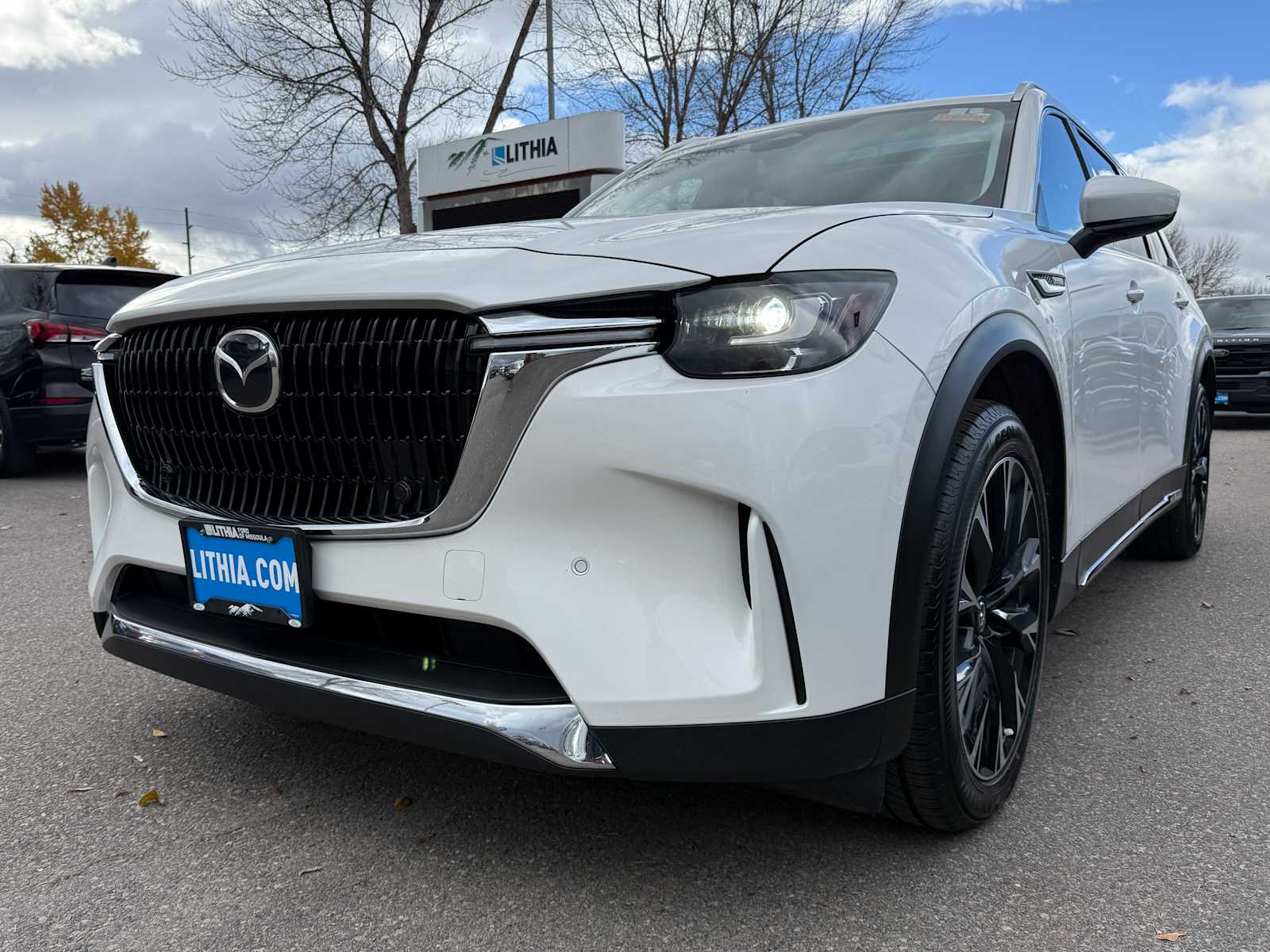 2024 Mazda CX-90 Premium Package's photo