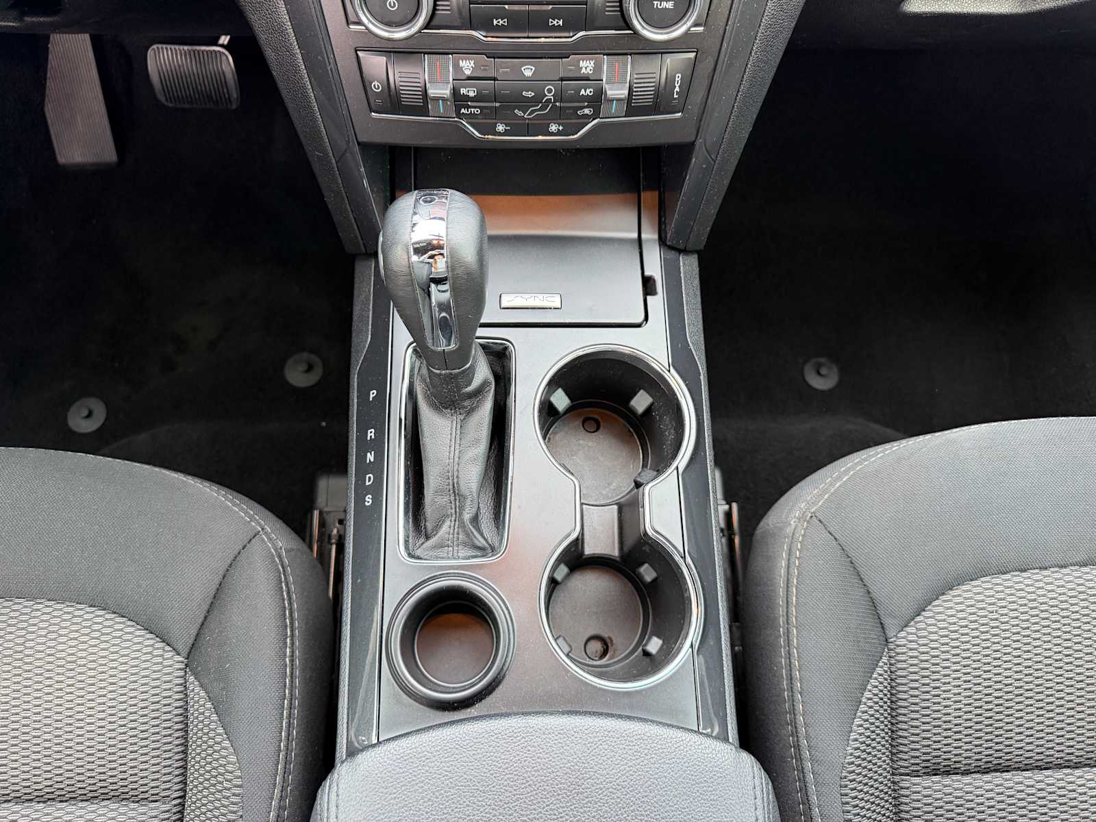 Thumbnail: 2019 Ford Explorer - 20