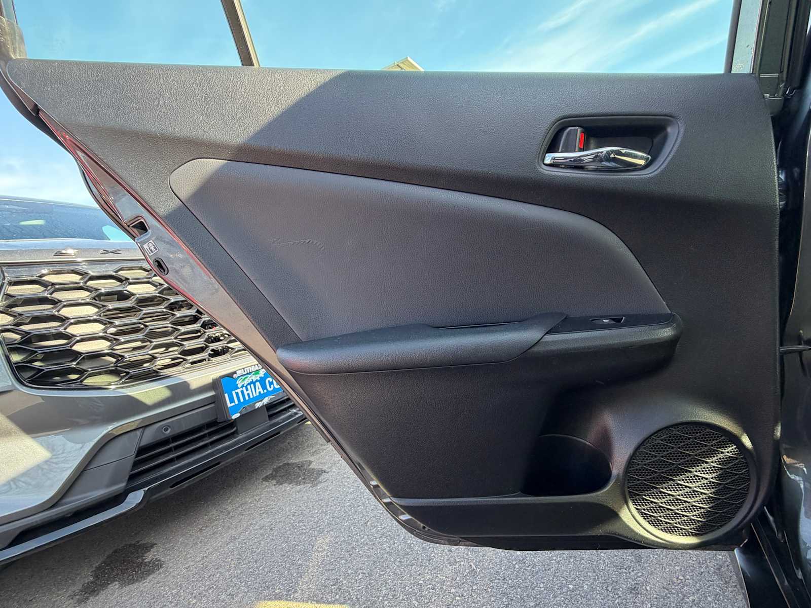 Thumbnail: 2018 Toyota Prius - 25