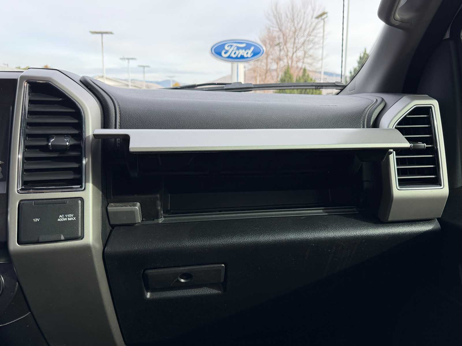 Thumbnail: 2019 Ford Econoline - 24