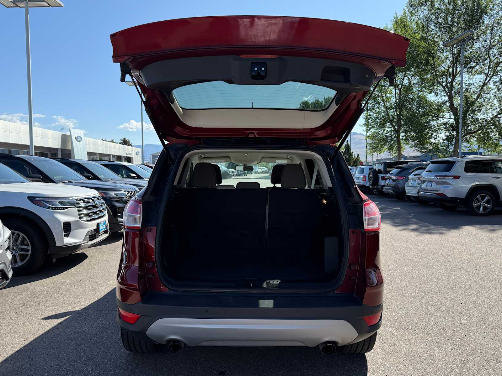 Thumbnail: 2014 Ford Escape - 9